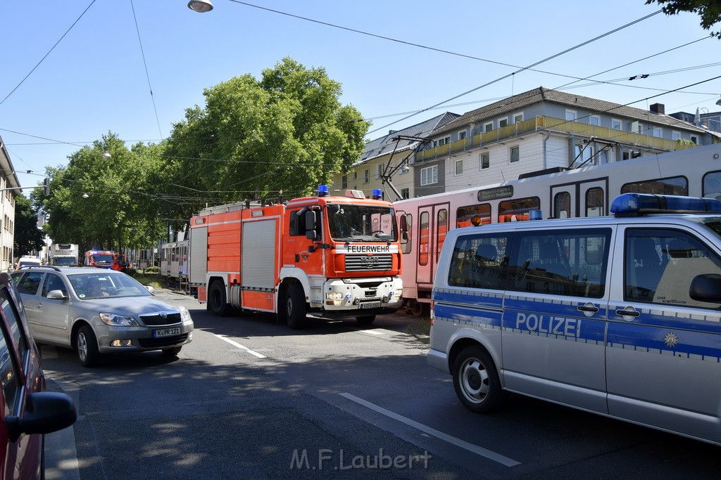 VU Roller KVB Bahn Koeln Luxemburgerstr Neuenhoefer Allee P001.JPG - Miklos Laubert